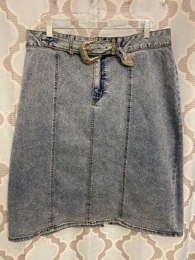 Cato Light Blue Denim Pencil Skirt with Metallic Buckle Belt